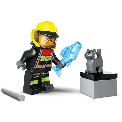 Конструктор Lego City 60393 Спасательный пожарный внедорожник фото 6